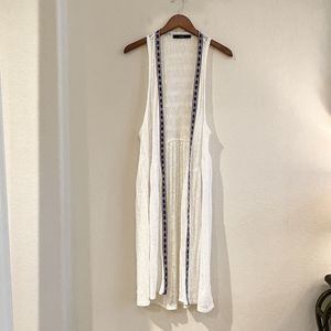 Ella Blue Crochet Sleeveless Ivory‎ Aztec Trim Boho Topper Duster Vest Medium